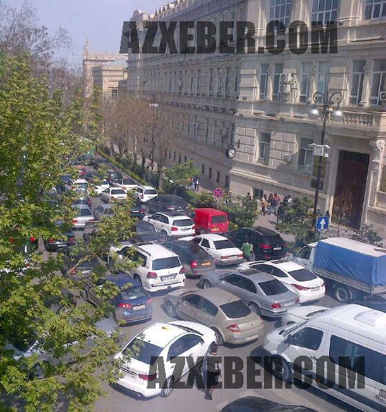 Bakının mərkəzində dəhşətli tıxac - FOTOLAR