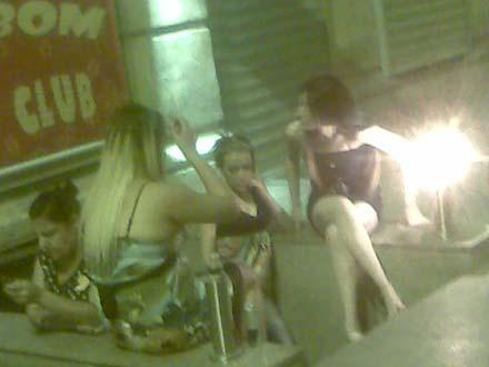 Fahişəxana kimi istifadə olunan kafe aşkarlandı