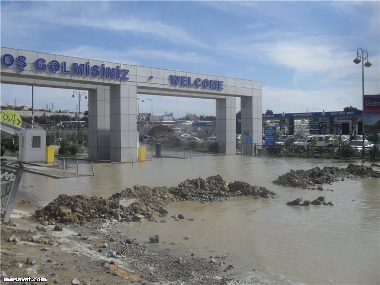 Avtovağzalı və Biləcəri dairəsini su basdı -  FOTOLAR 