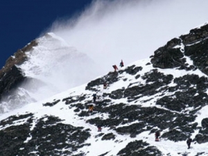 Himalayda Azərbaycan alpinistlərinə silahlı hücum -  10 ölü 