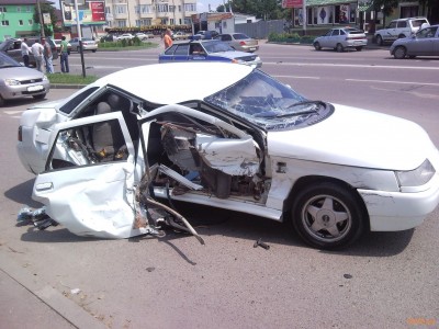 Dəhşətli yol qəzası: 1 ölü, 5 yaralı
