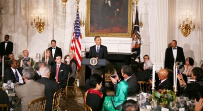 Obama iftar süfrəsi verdi