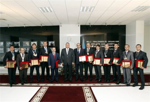 Eldar Mahmudov uğur qazanmış MTN əməkdaşlarını mükafatlandırdı – FOTOLAR