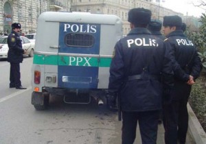 Polisə bıçaq çıxaran qardaşlarla bağlı rəsmi -  MƏLUMAT 