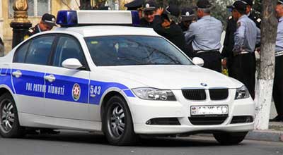 Azərbaycanda polis özünü güllələdi