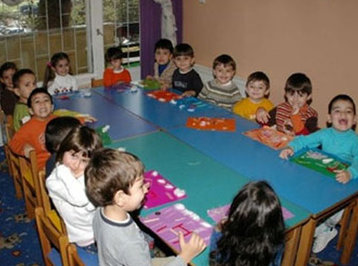 Azərbaycanda bağçalarda uşaqlara niyə yer tapılmır? - ARAŞDIRMA