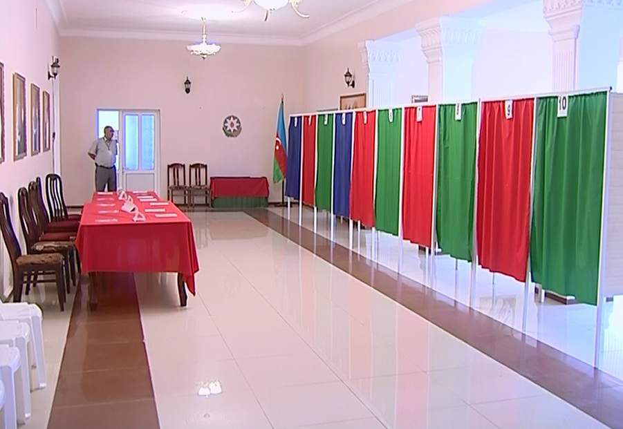 Seçkilərin gedişatından razısınızmı? - Şəhərdə sorğu 