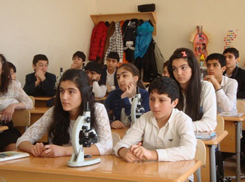 Azərbaycanda məktəblərdə yoxlamalar başlanır