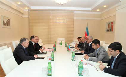 Şahin Mustafayev Belaruslu həmkarı ilə görüşüb