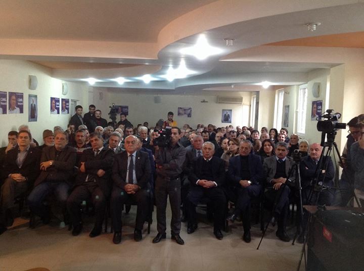 Milli Şuranın sessiyasında dava düşdü