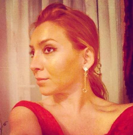 Tanınmış şairə homoseksuallara dəstək çıxdı