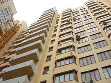 Bakı sakini 8-ci mərtəbədən yıxılaraq ölüb