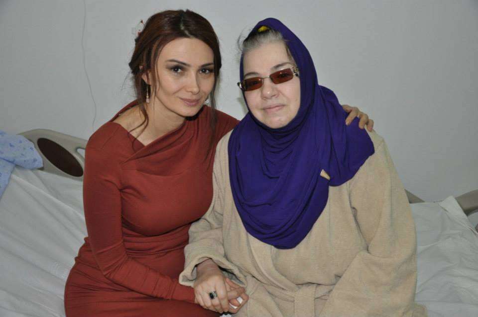 Xəstəlik tanınmış müğənnimizi tanınmaz hala salıb -  FOTO