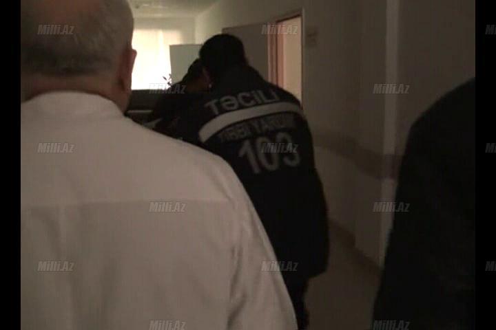 Gənc qadın özünü 5-ci mərtəbədən atdı - FOTO