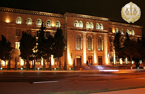 Ədliyyə Nazirliyi gənc mütəxəssisləri işə dəvət edir