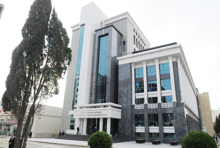 Azərbaycanda 7 il dövləti aldadan qadına cinayət işi açıldı