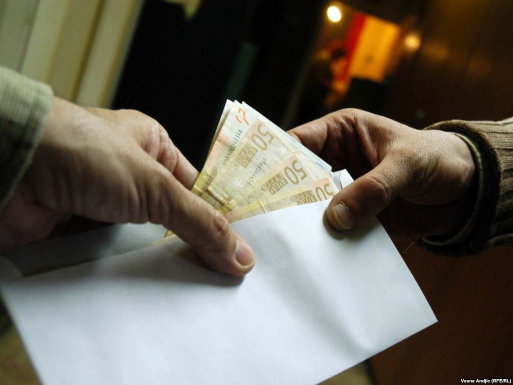 Azərbaycanda 60 minlik korrupsiya faktı aşkarlandı
