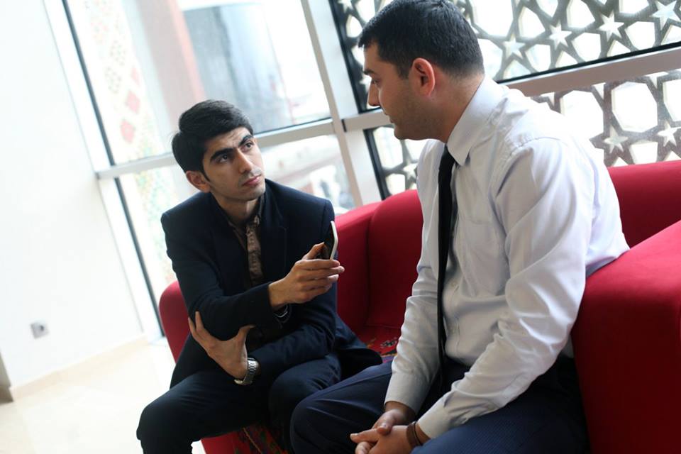 Gürcüstan baş nazirinin azərbaycanlı köməkçisi: ‘Burada milli azlıqlar heç bir problem yaşamır’ -  MÜSAHİBƏ 