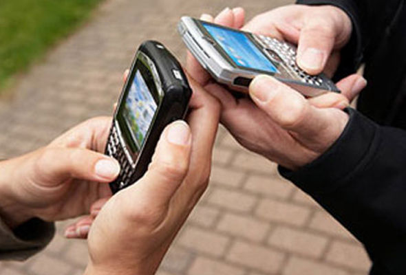 Bakıda avtobuslarda gediş haqqı mobil telefonla da ödəniləcək