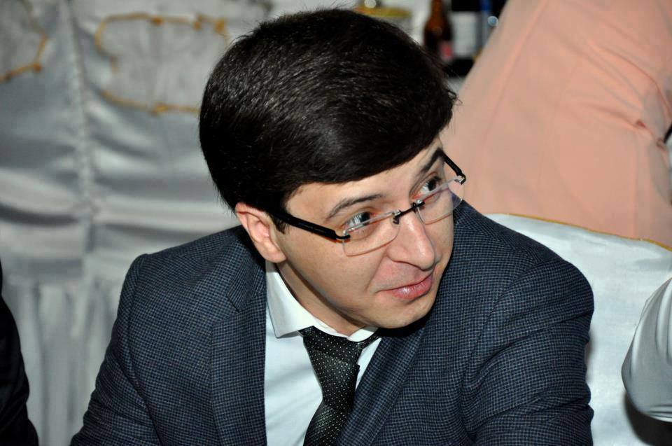 "Vətən xaini, millət satqını, ədəbiyyat fahişəsi, Əkrəm" - VİDEO