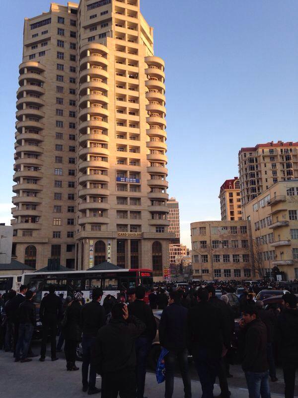 Bakının mərkəzində həyəcanlı anlar -  FOTOLAR 