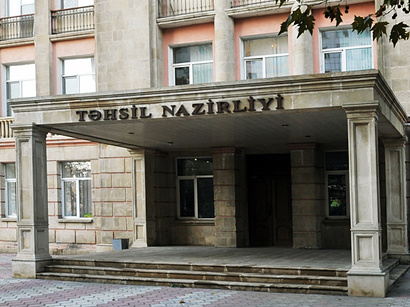 Azərbaycanda şagird sayı az olan məktəblər birləşdirilə bilər