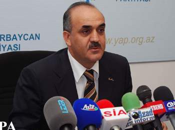 Azərbaycanda müəllimlərin sayı azaldılır