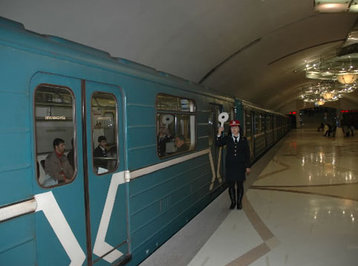 Bakı metrosu keçmişə qayıdır