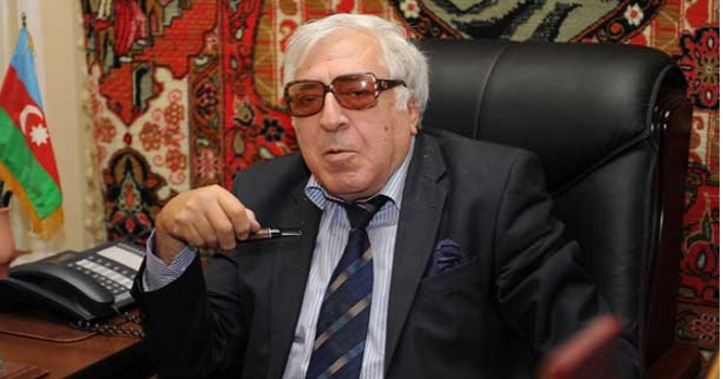 ‘Eduard Bağırov qələt eləyib, başını divara döyüb’ -  Anar 