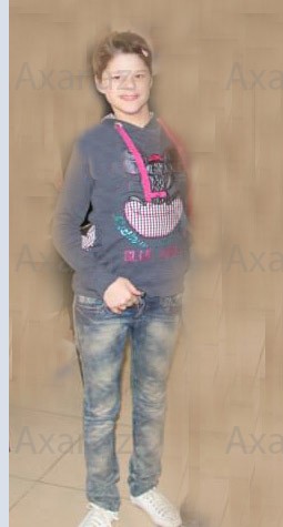 Aparıcı Əkbər Əlizadə qızını internata atıb- FOTOLAR 
