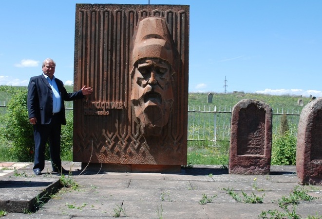 Molla Vəli Vidadinin və ailəsinin itib-batan qəbirləri -  FOTOREPORTAJ 