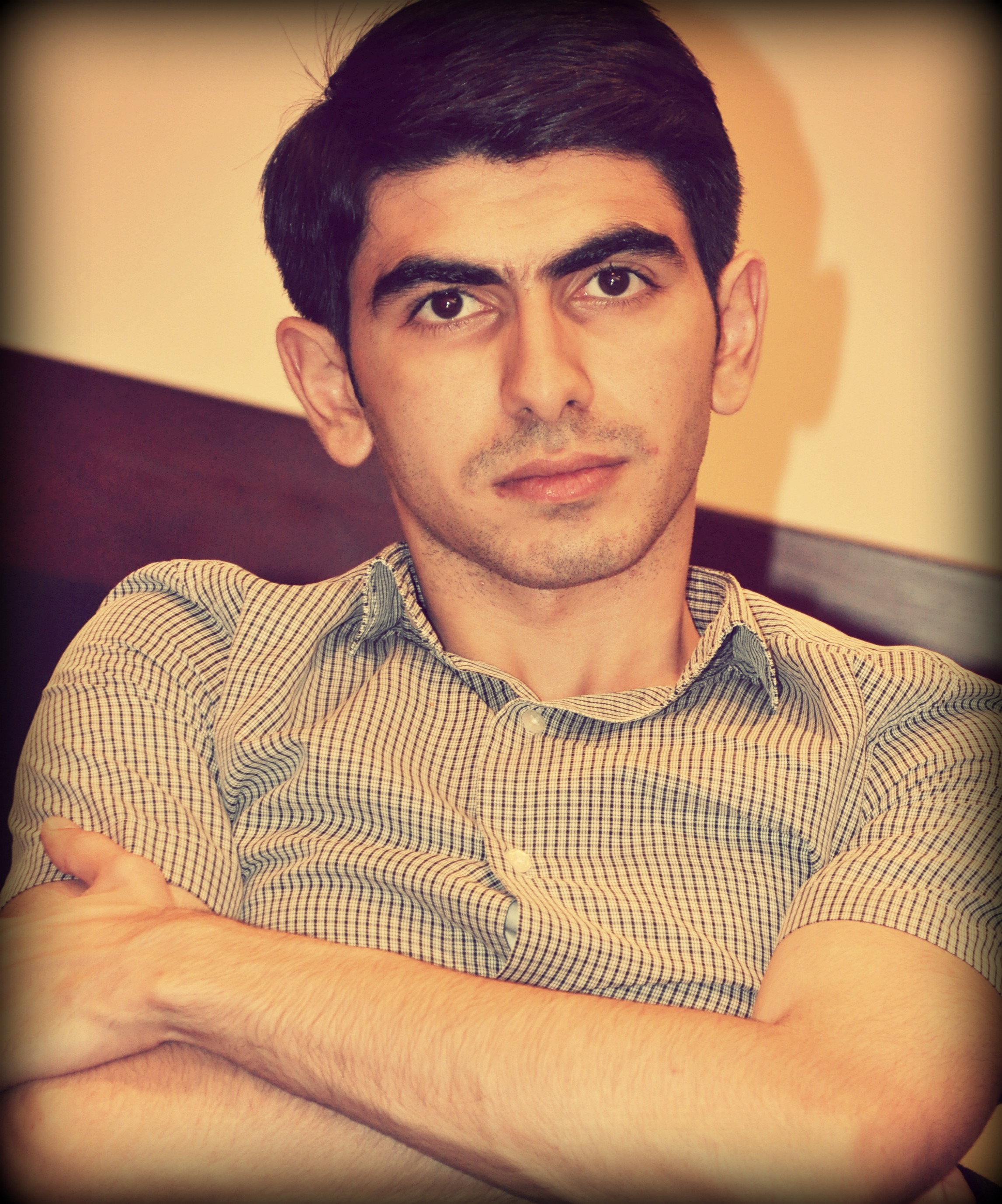 Saqqallı qız