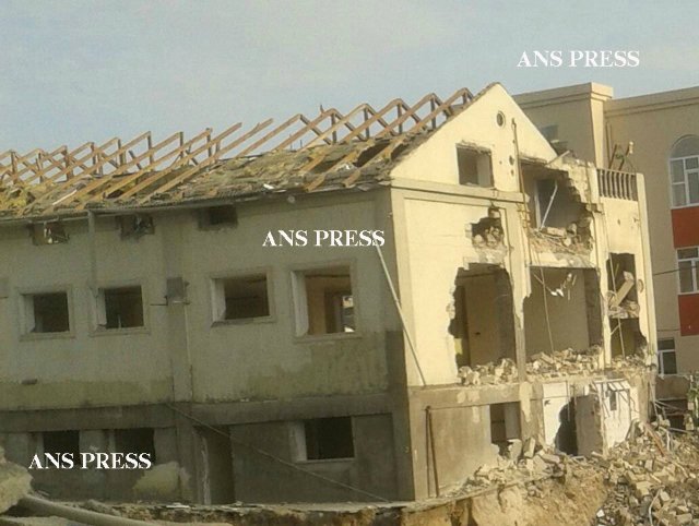 Bakıda nurçuların evi söküldü - FOTO