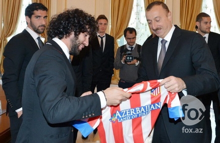 ‘Komandamın yanında olduğu üçün İlham Əliyevə təşəkkür edirəm’ - Arda Turan