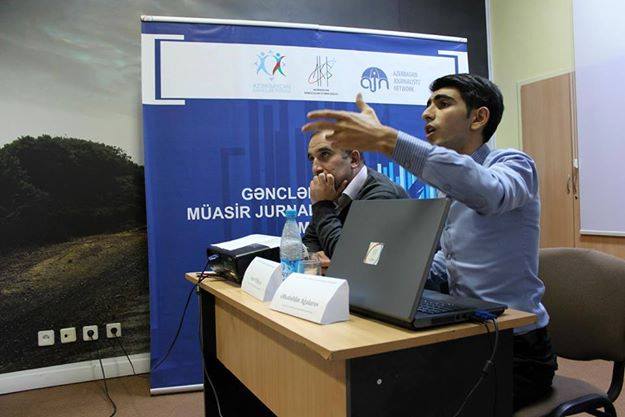 ‘Tanınmaq istəyi ilə jurnalistikaya gəlmək, ‘idiot’luqdan başqa bir şey deyil’