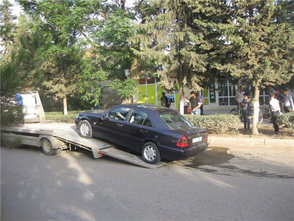 Cəlilabadda xəstəni qaçırdılar - FOTO