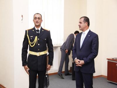 Elmar Vəliyev polisləri təbrik etdi