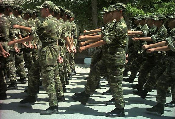 Milli orduda oruc qadağası