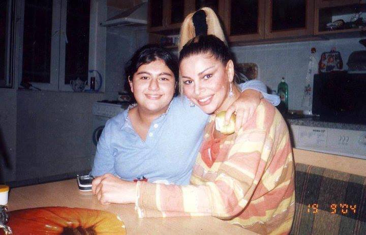 Aygün Kazımova və qızı 10 il əvvəl - FOTO