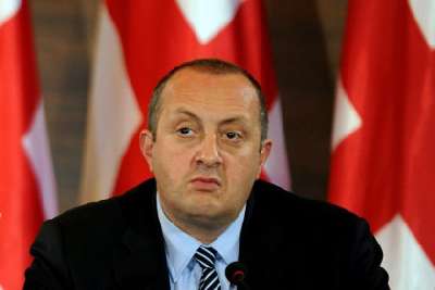 “Əminəm ki, Azərbaycan və Ermənistan ümumi dil tapacaq” - Gürcüstan prezidenti