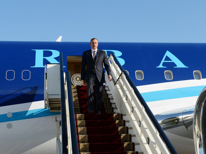 Prezident İlham Əliyev Rusiya Federasiyasına işgüzar səfərə gəldi - FOTOLAR