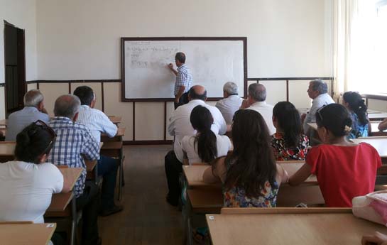 BDU-da Akdəniz Universitetinin professoru məruzə edib