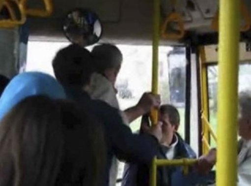 Bakı avtobusunda dilənçinin namus davası