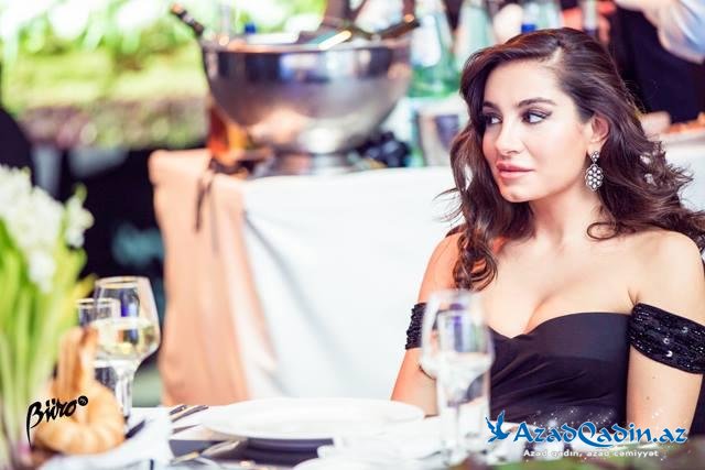 Arzu Əliyevadan anasına təbrik - MESAJI - FOTO