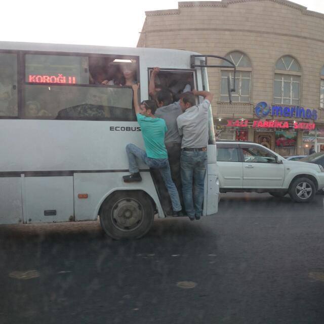 Avtobusda acınacaqlı vəziyyət - FOTO