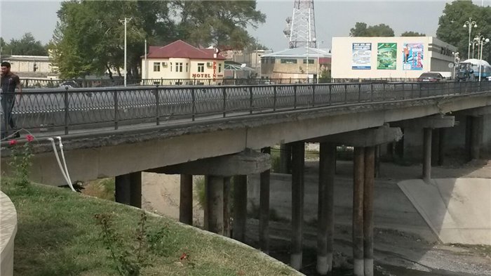 Azərbaycanda körpü çat verdi - FOTOLAR