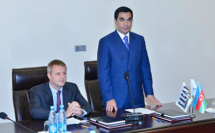 Rektor “Əməkdar Müəllim” oldu