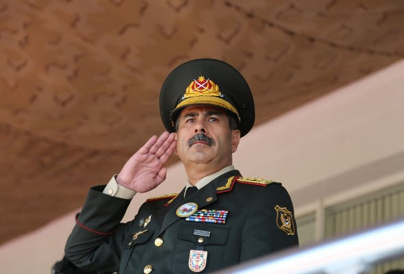 Zakir Həsənovdan bayram təbriki