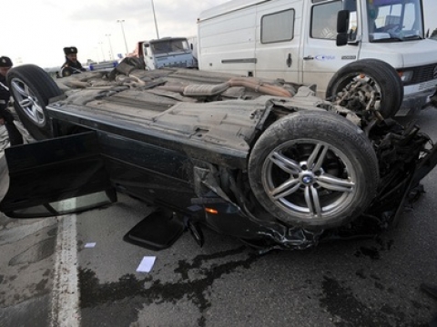 Bakıda yol qəzalarının ən çox qeydə alındığı küçə və prospektlərin adları açıqlandı