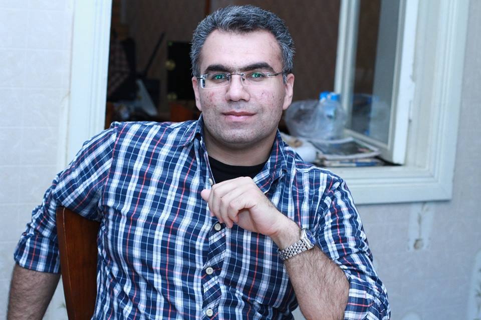 İqtidarın yanında gizlənənlər